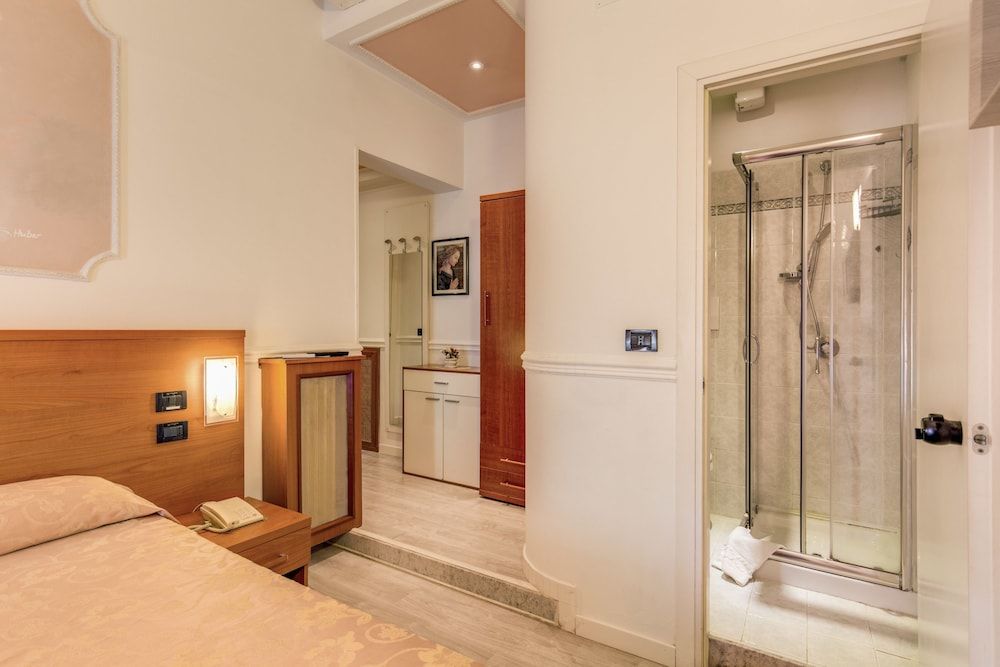 Hotel Martini Double Room 5