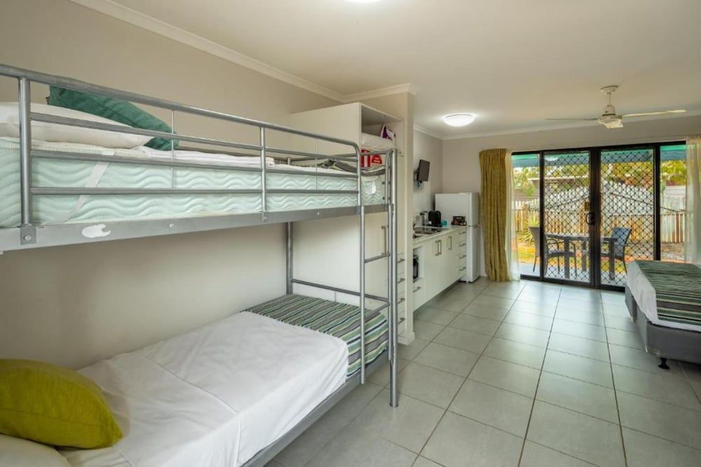 Ingenia Holidays Hervey Bay Studio Cabin
