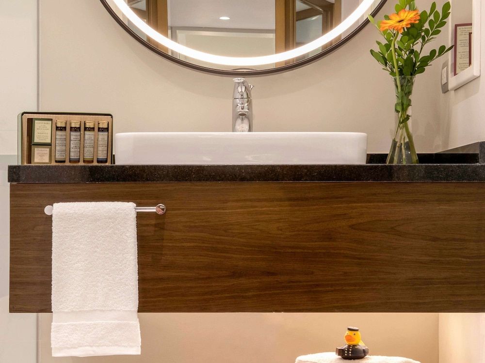 Manto Hotel Lima - MGallery  Collection Classic Room, 1 King Bed 9