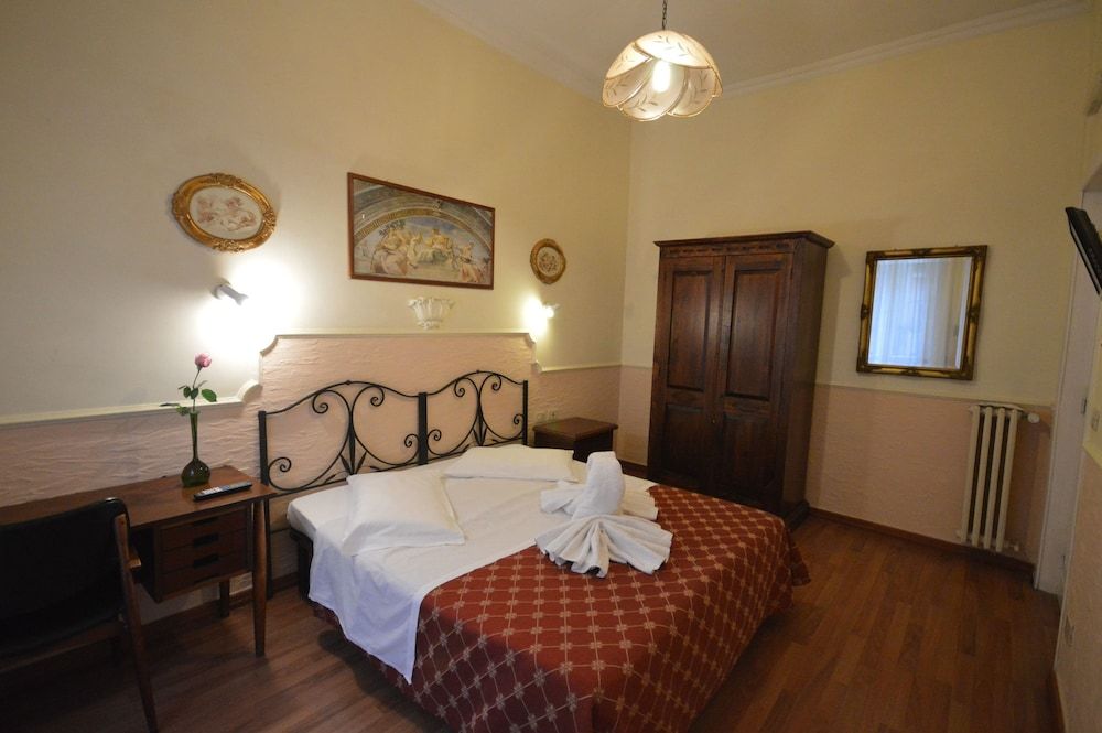 Hotel Alexis Classic Double Room, Private Bathroom 18