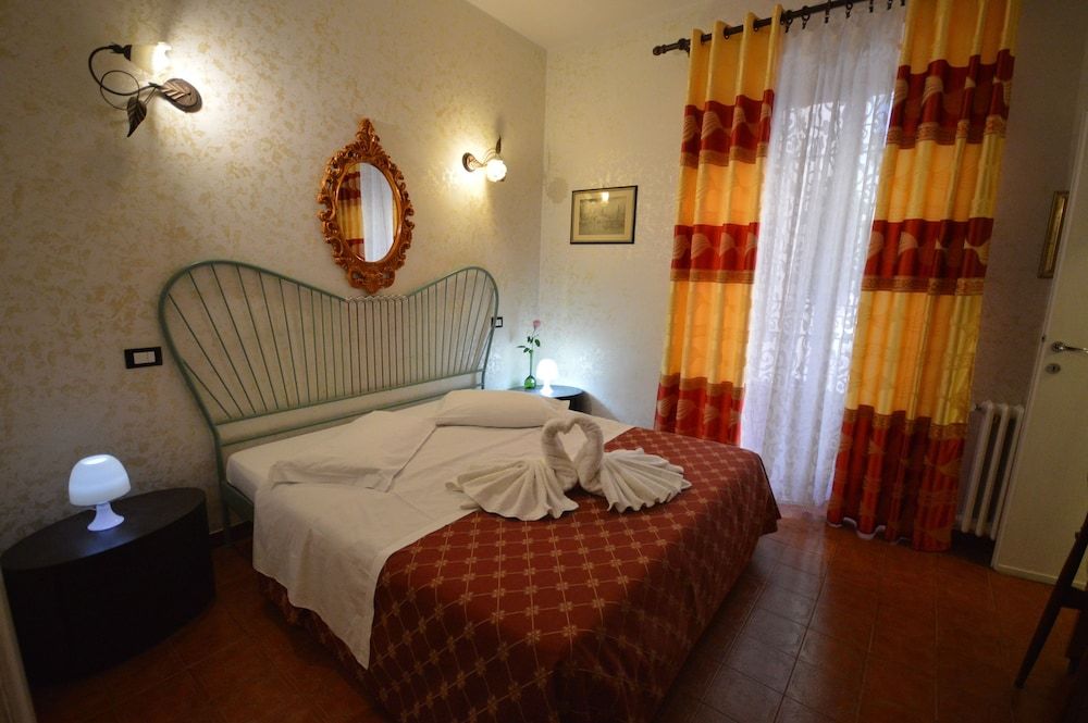 Hotel Alexis Classic Double Room, Private Bathroom 13