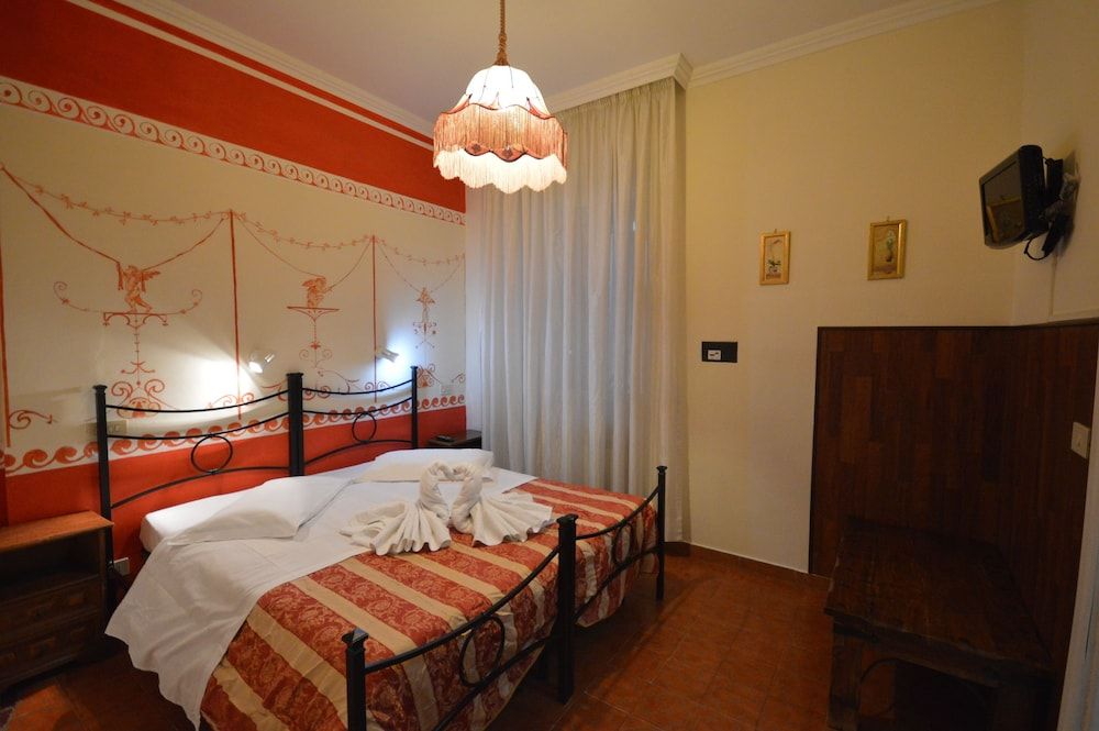 Hotel Alexis Classic Double Room, Private Bathroom 11