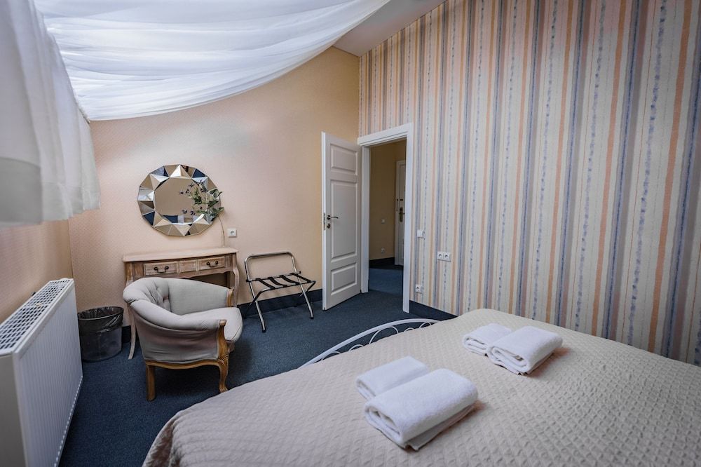 Moon Garden Boutique Hotel Deluxe Studio Suite 6