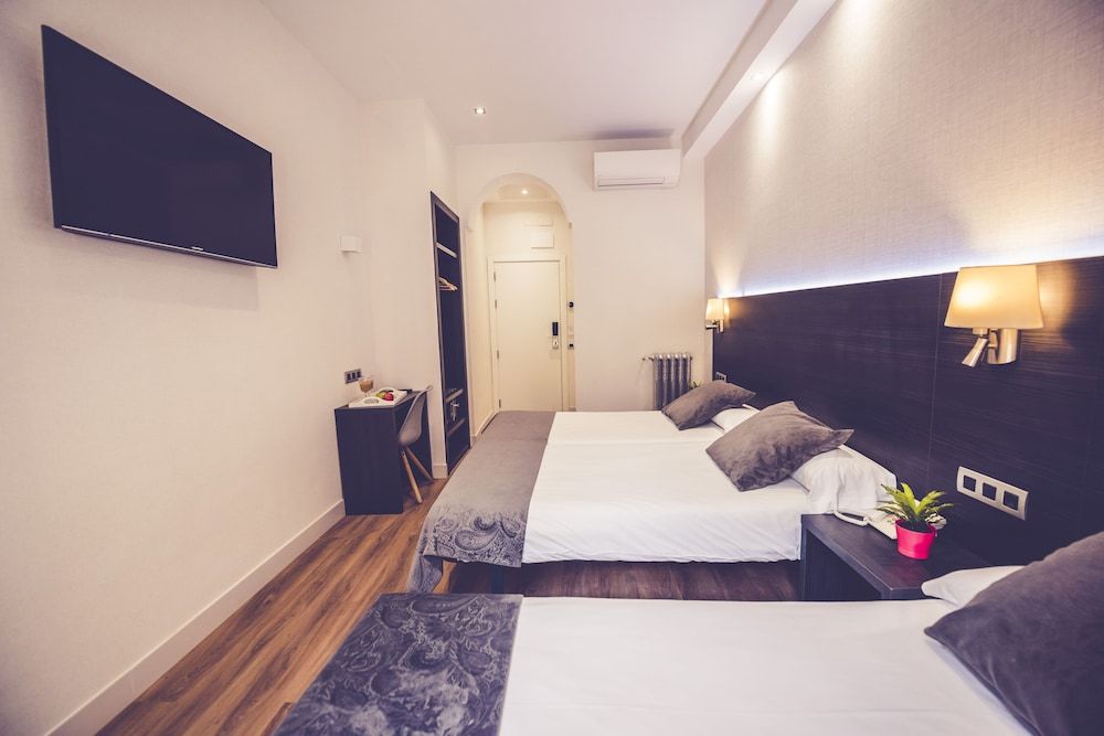 undefined Hostal Marlasca 8