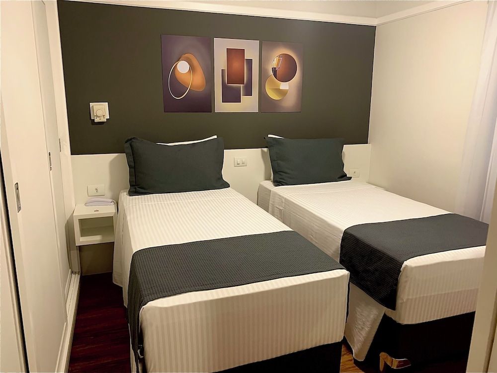 undefined Hotel Ninety 4