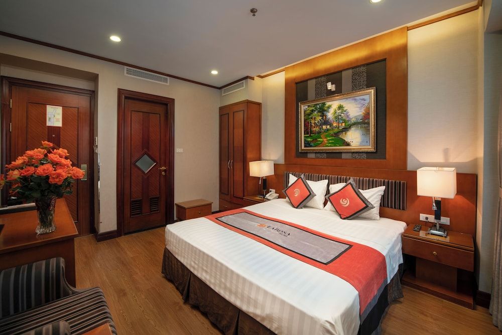 Deluxe or Twin Room
