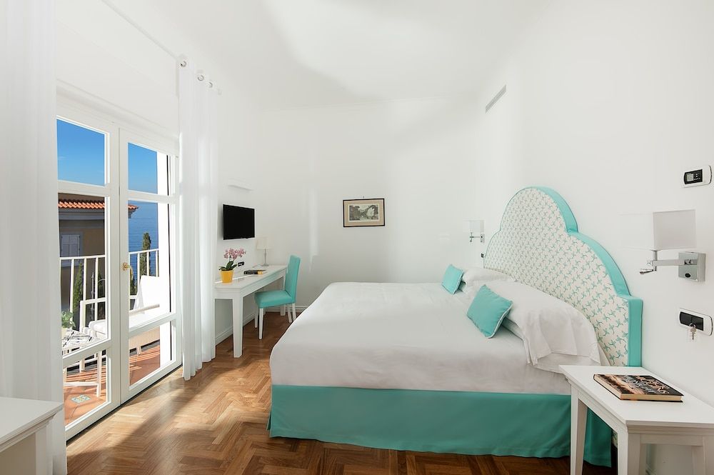 undefined Hotel Villa Garden 5