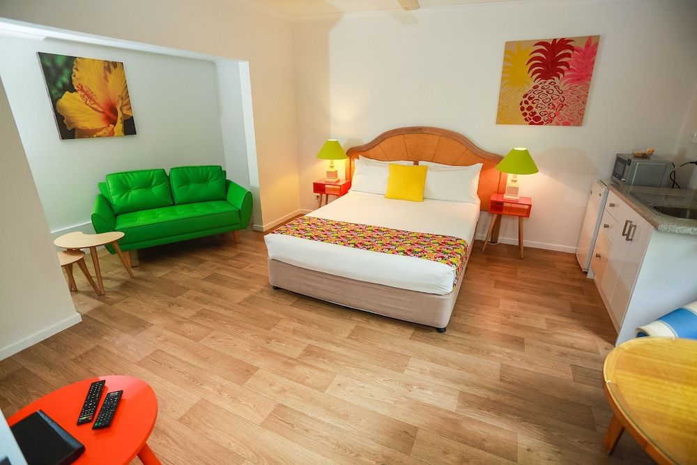 Port Douglas Motel Studio, 1 Queen Bed 13