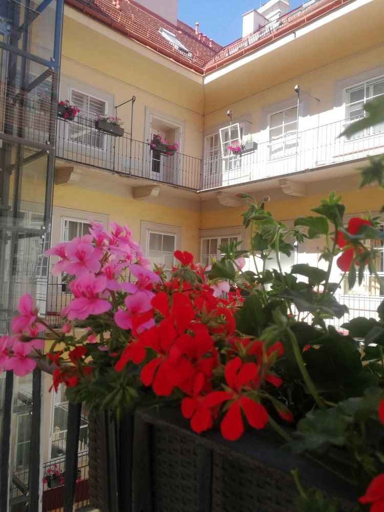 undefined Pertschy Palais Hotel 7