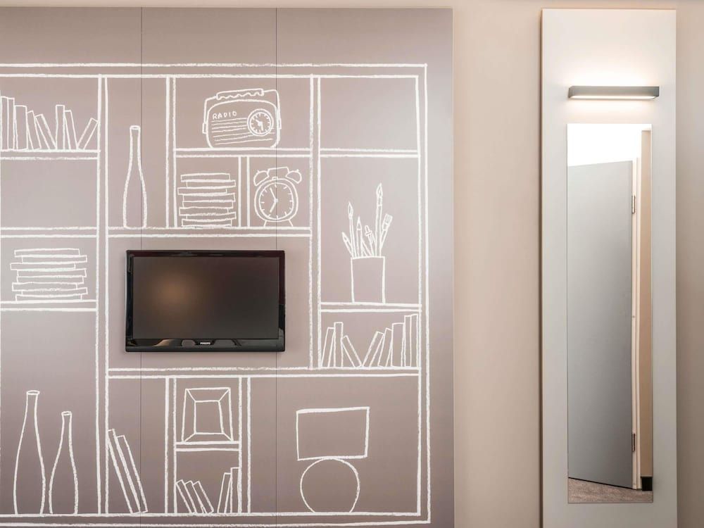 ibis Edinburgh Centre South Bridge - Royal Mile Standard Twin Room, 2 Twin Beds, Accessible 5