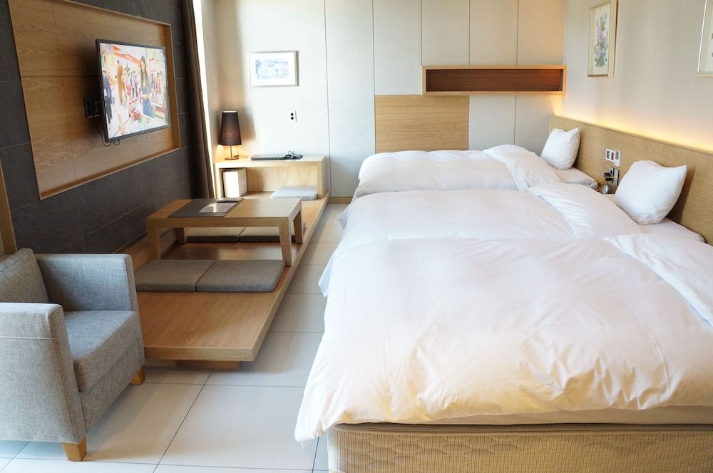 undefined Hotel Rian 4