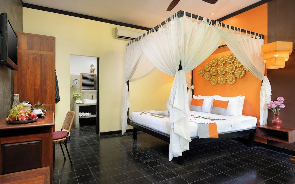 Junior Suite With Balcony and Pool View - Free Pick Up