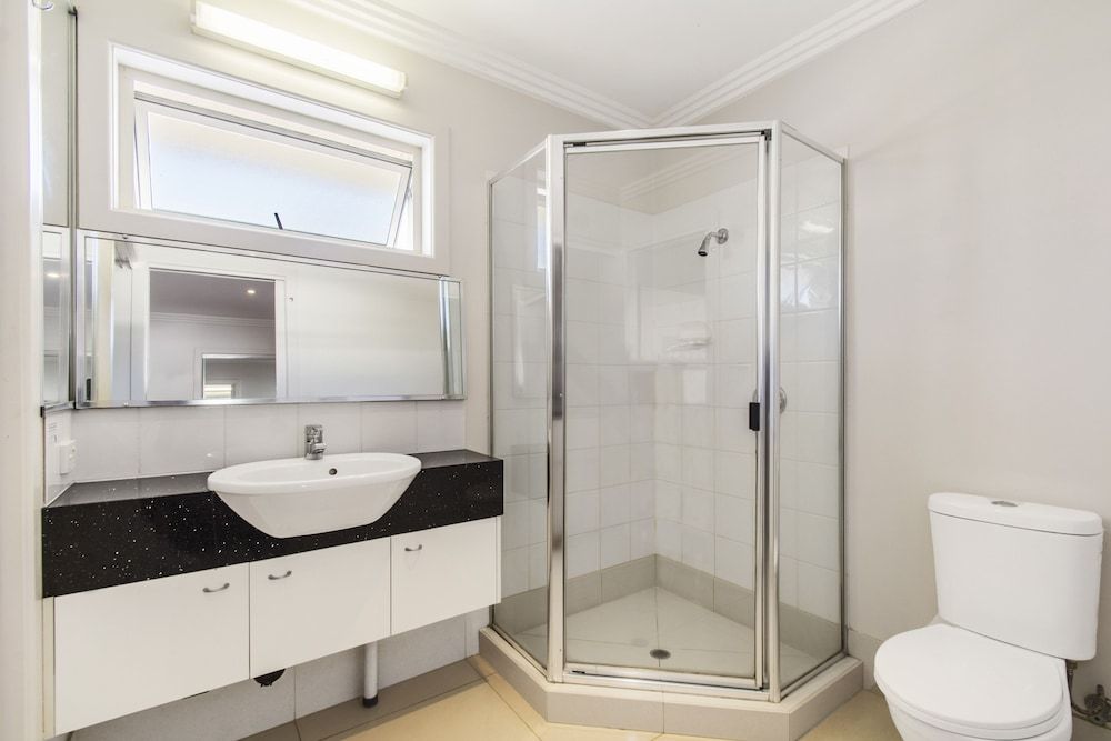 Noosa River Palms Apartment, 1 Bedroom, River View 11