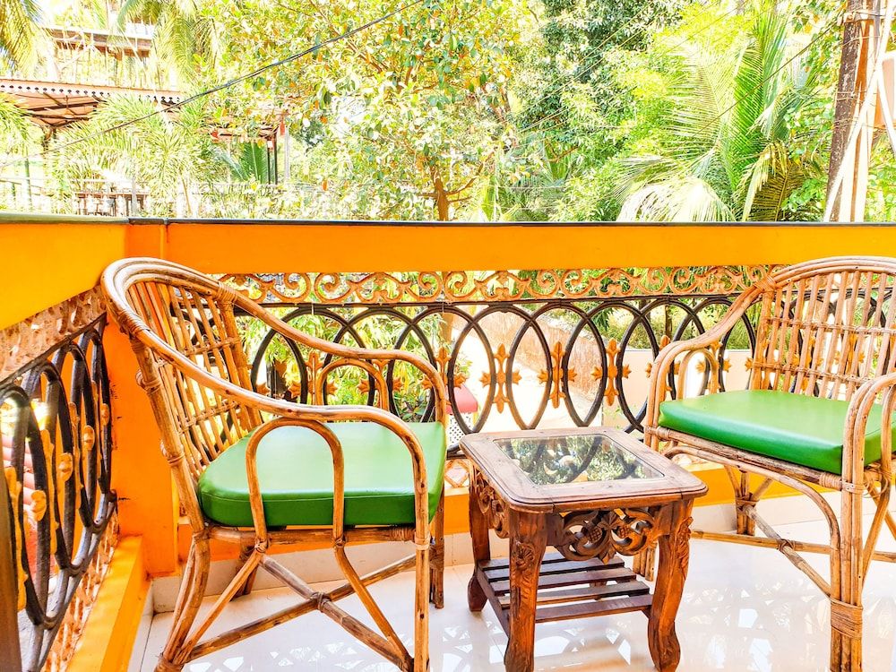 Veronica Guest House Standard A/C Room 19