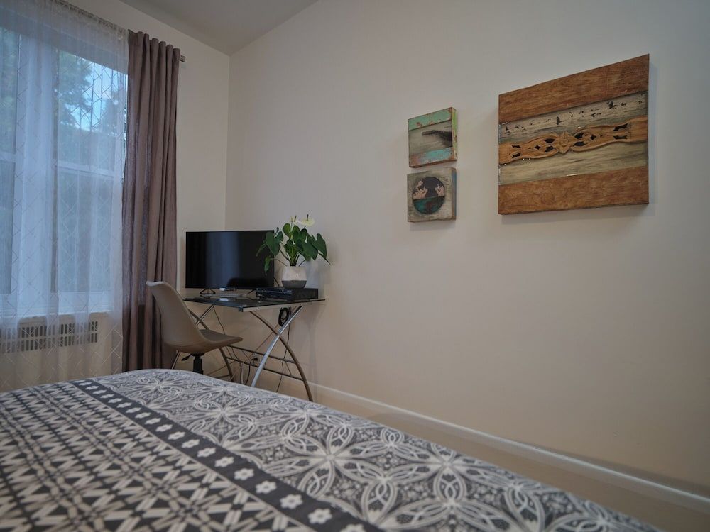 Le Widor, Petit Hôtel Classic Room, 1 Queen Bed (No 3) 2