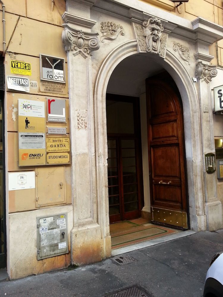 undefined DG Prestige Room 7