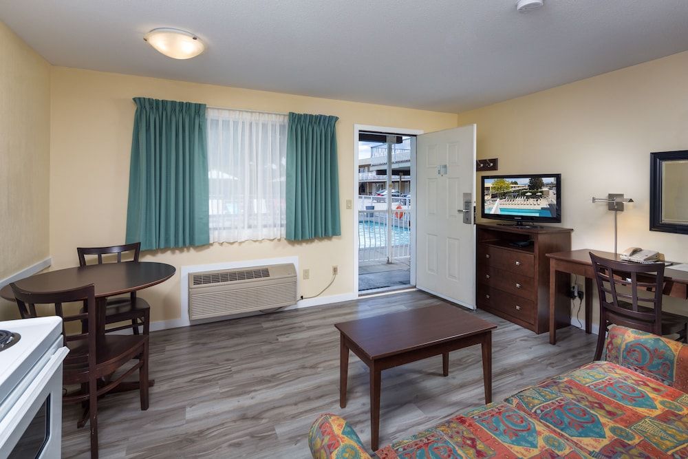 Siesta Suites Suite, 1 Bedroom, Kitchen 5