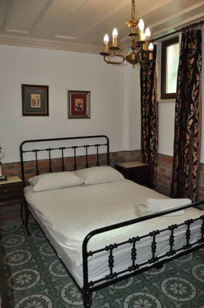 Villa Pera Suite Hotel Antique Economy Double, Annex Building (70 m away) 2