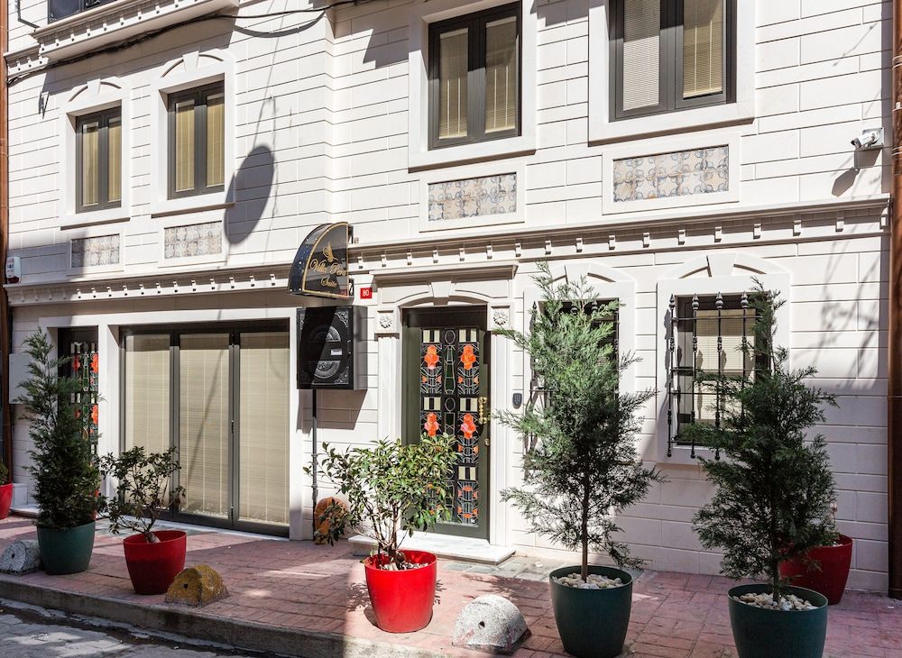 undefined Villa Pera Suite Hotel 6