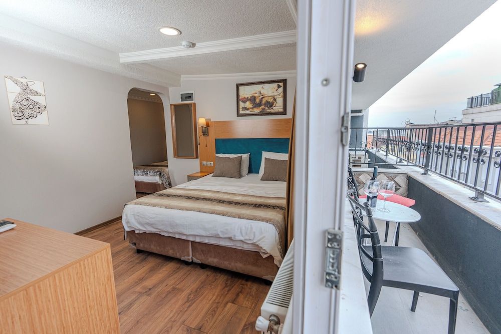 undefined Seatanbul Hotel 10