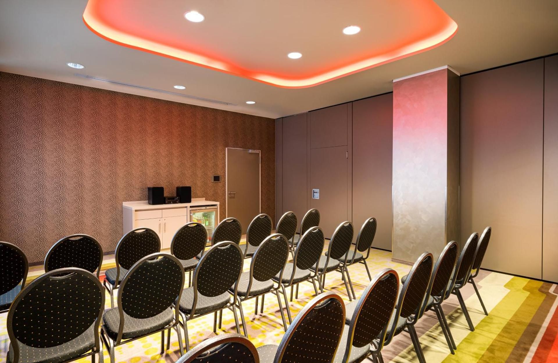 meeting room / ballrooms
