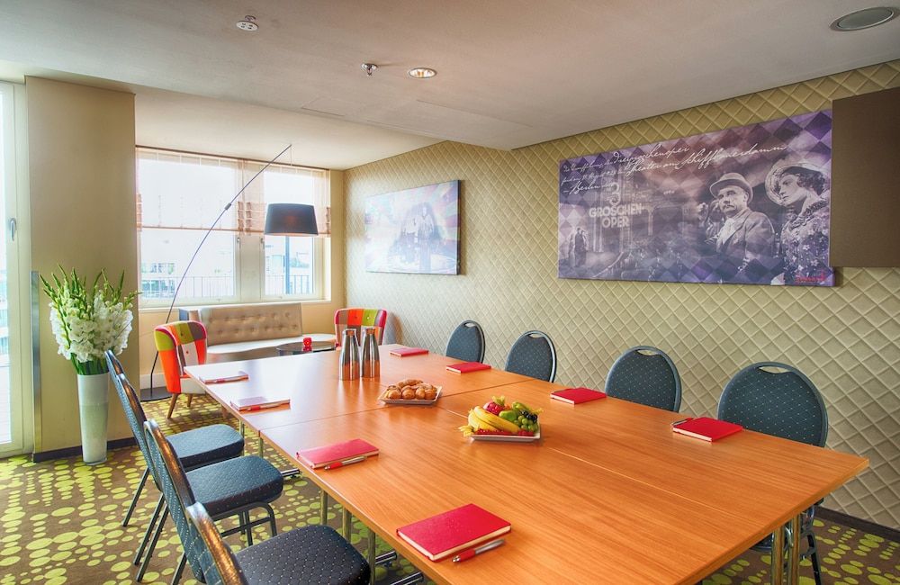 undefined Leonardo Hotel Berlin Mitte 8