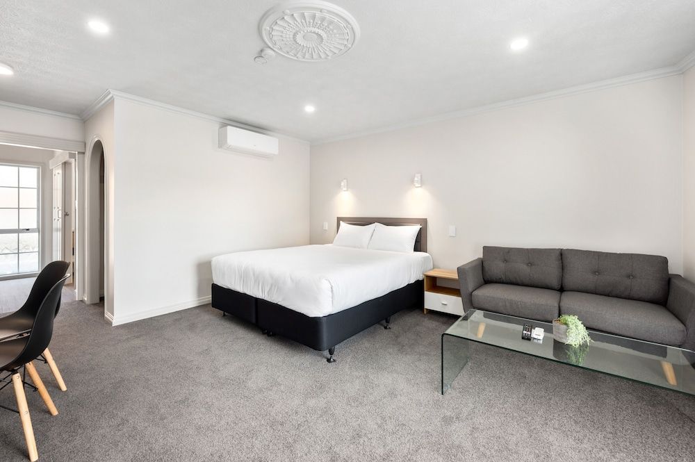 Ashleigh Court Motel Comfort Studio 3