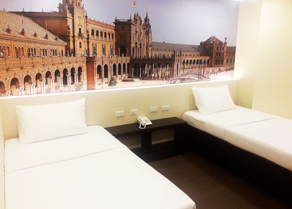 Deluxe Twin Room
