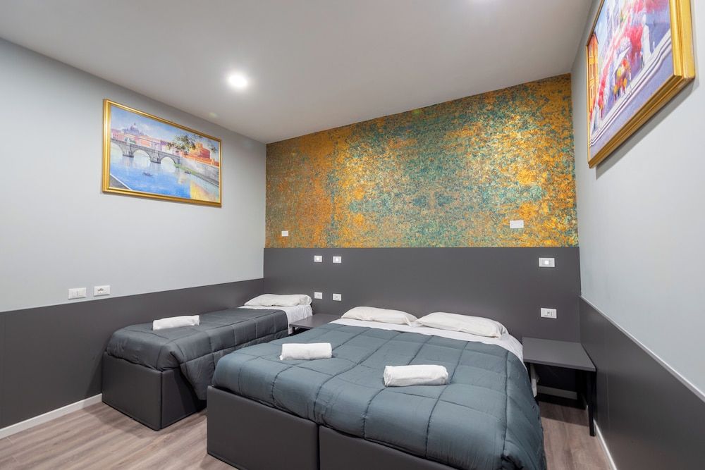 Alessandro Palace & Bar - Hostel Annex Superior Double Ensuite 2