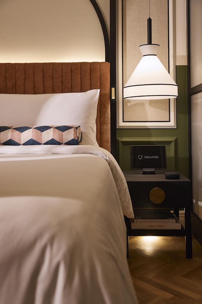 QT Singapore Room, 1 King Bed (QT) 3