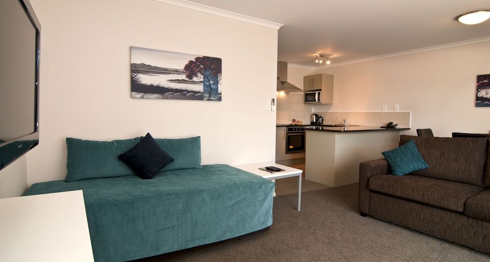 Breakwater Motel Lower Seaview Suite 4