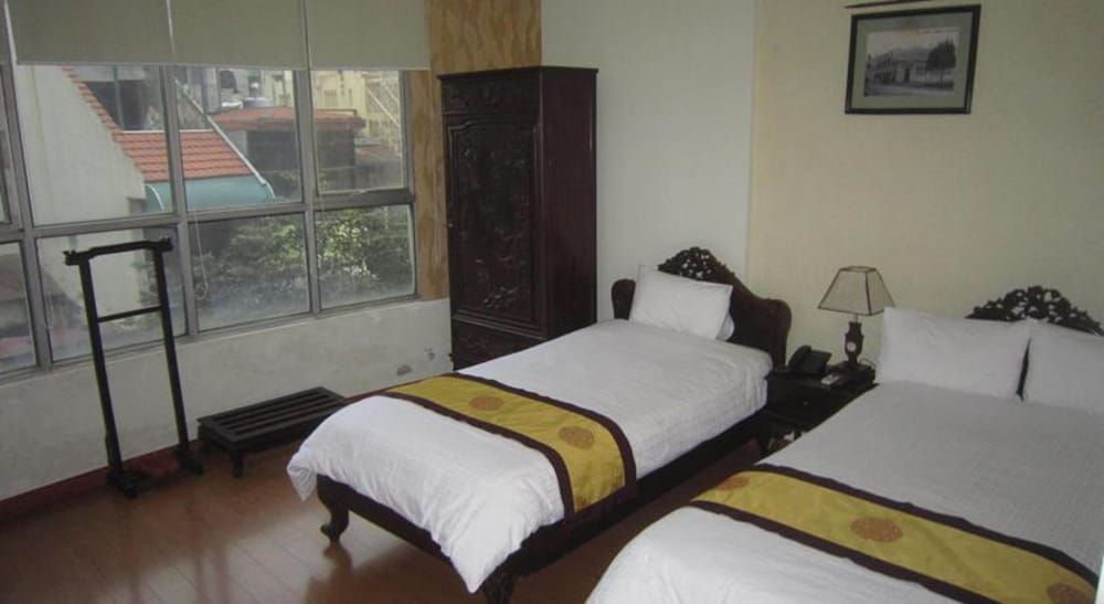 Hanoi City Guest House Superior Double Room 7