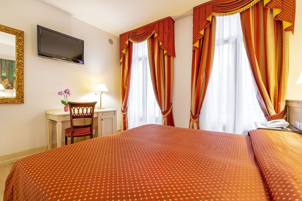 undefined Hotel Bella Venezia 7