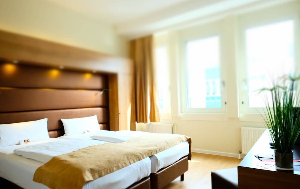 Motel Plus Berlin Double Room, Allergy Friendly, City View 7