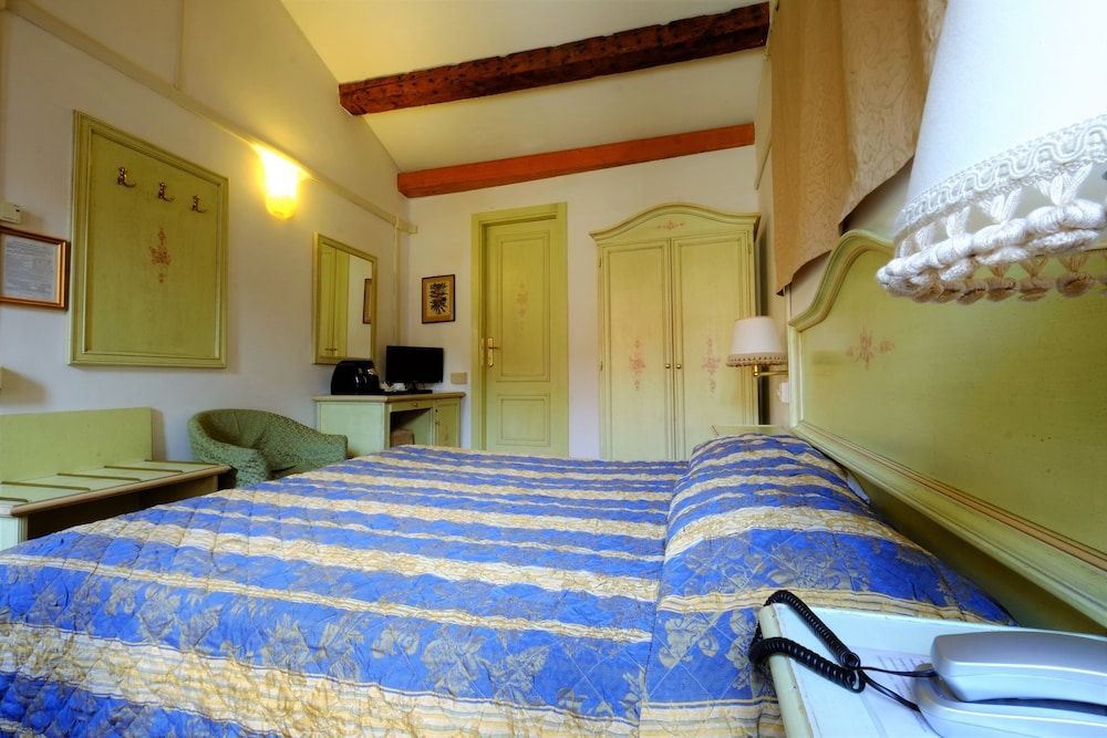 Ca' Pedrocchi Double Room 6