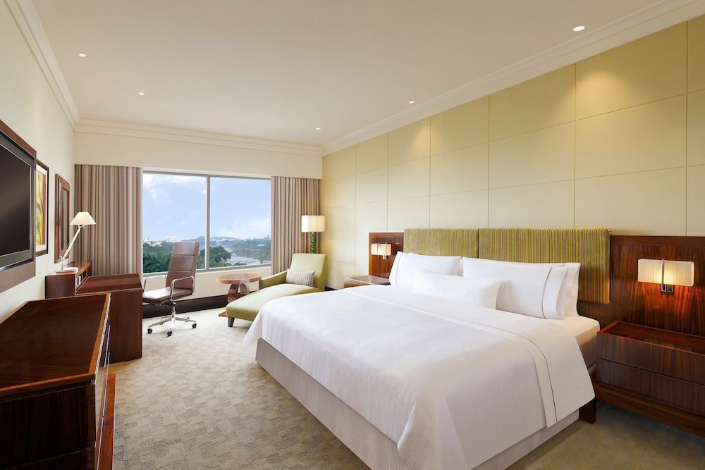 Executive Room, 1 King Bed