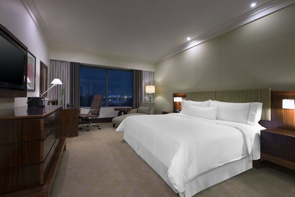 The Westin Pune Koregaon Park Room, 1 King Bed 4