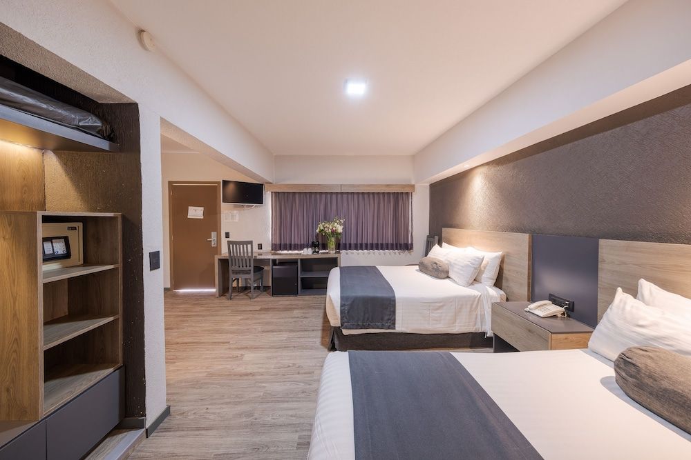 Hotel Malibu Junior Suite 3