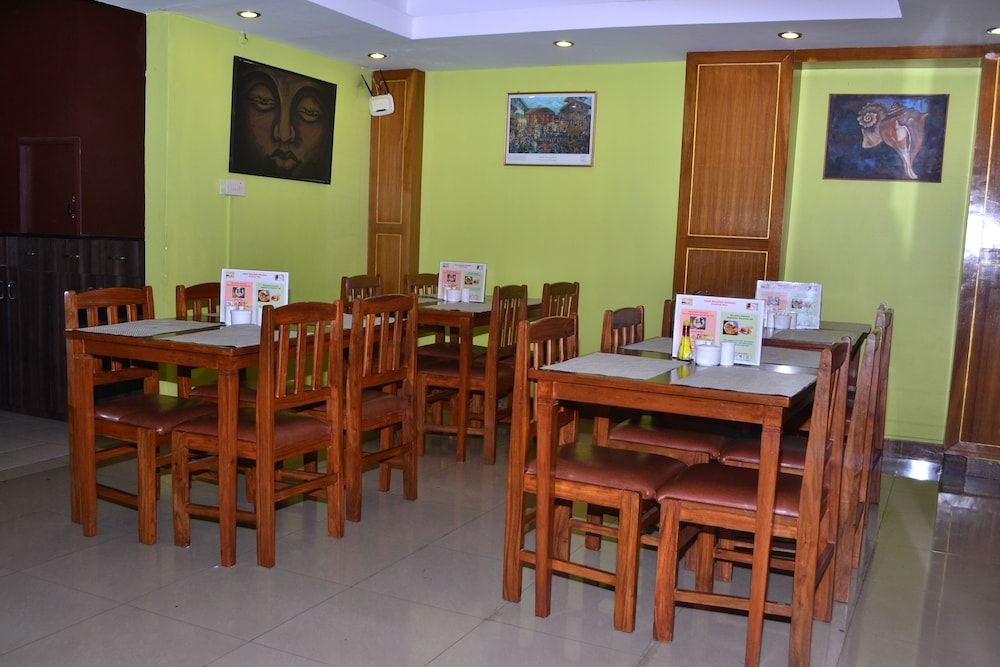 undefined Hotel Mountain Gateway 9