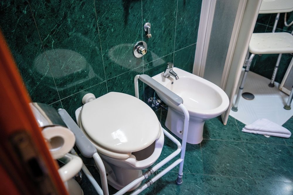 Mirage Standard Double or Twin Room 6