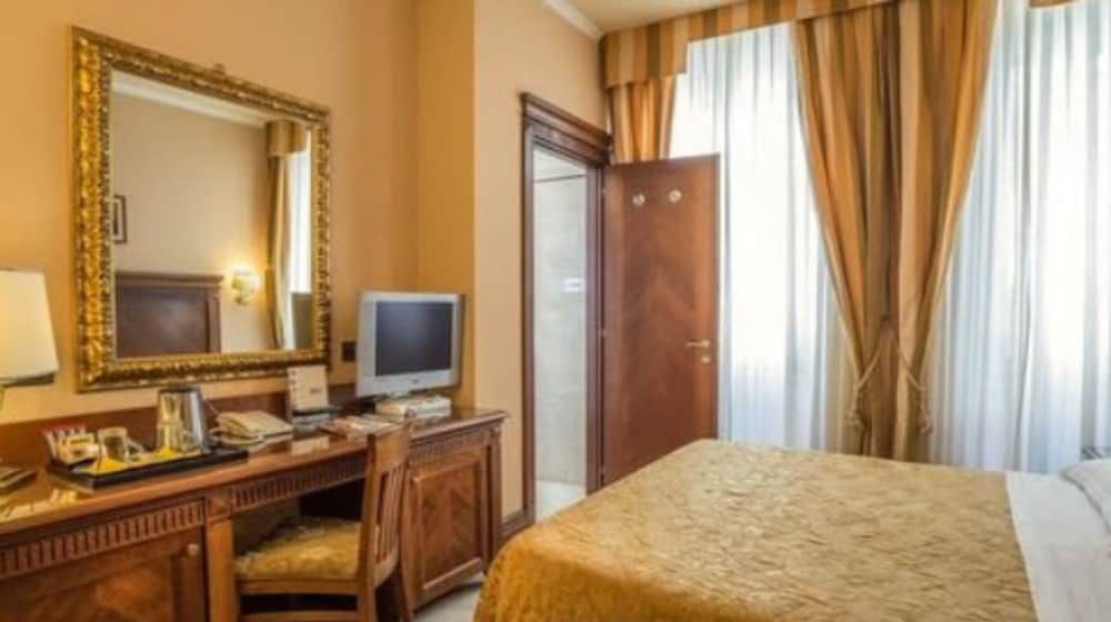 Tmark Hotel Vaticano Economy Double Room
