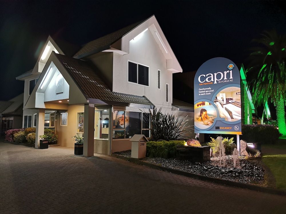 undefined Capri on Fenton 6