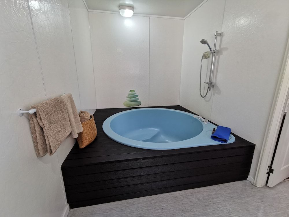 Private Spa Tub