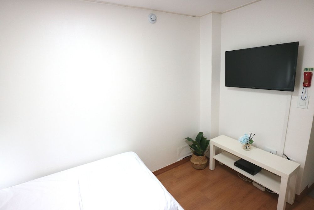 24guesthouse Seoul Station Double Room, 1 Double Bed 7