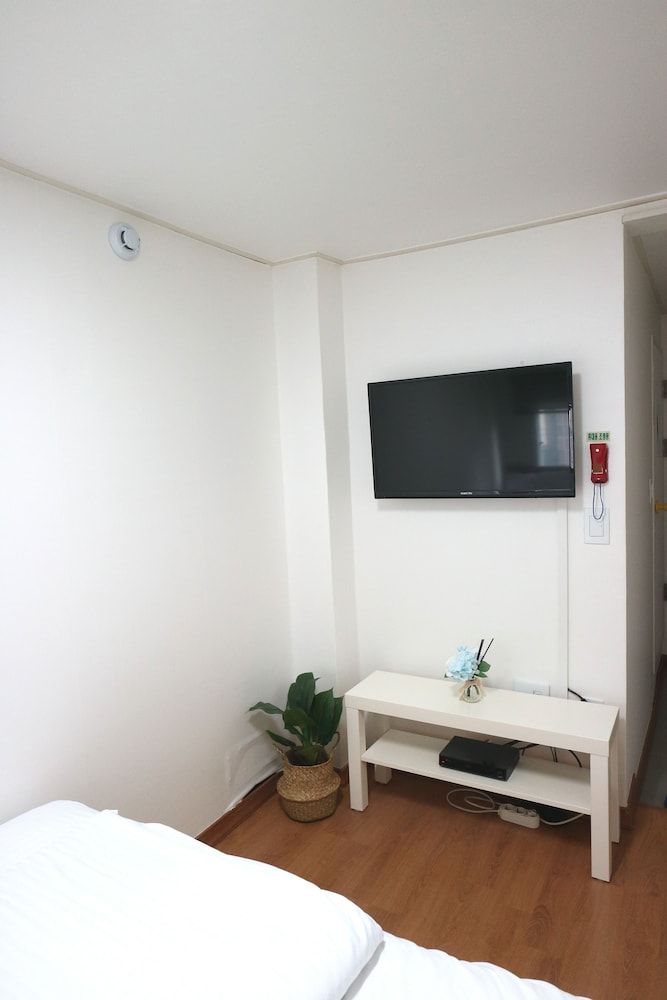 24guesthouse Seoul Station Double Room, 1 Double Bed 6