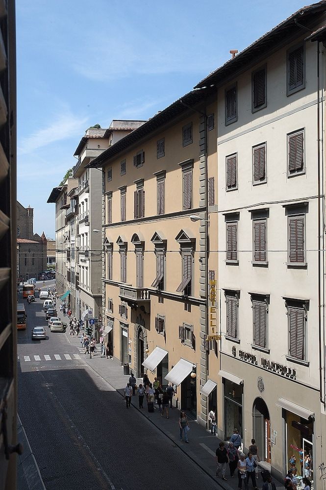 undefined Hotel Martelli 4