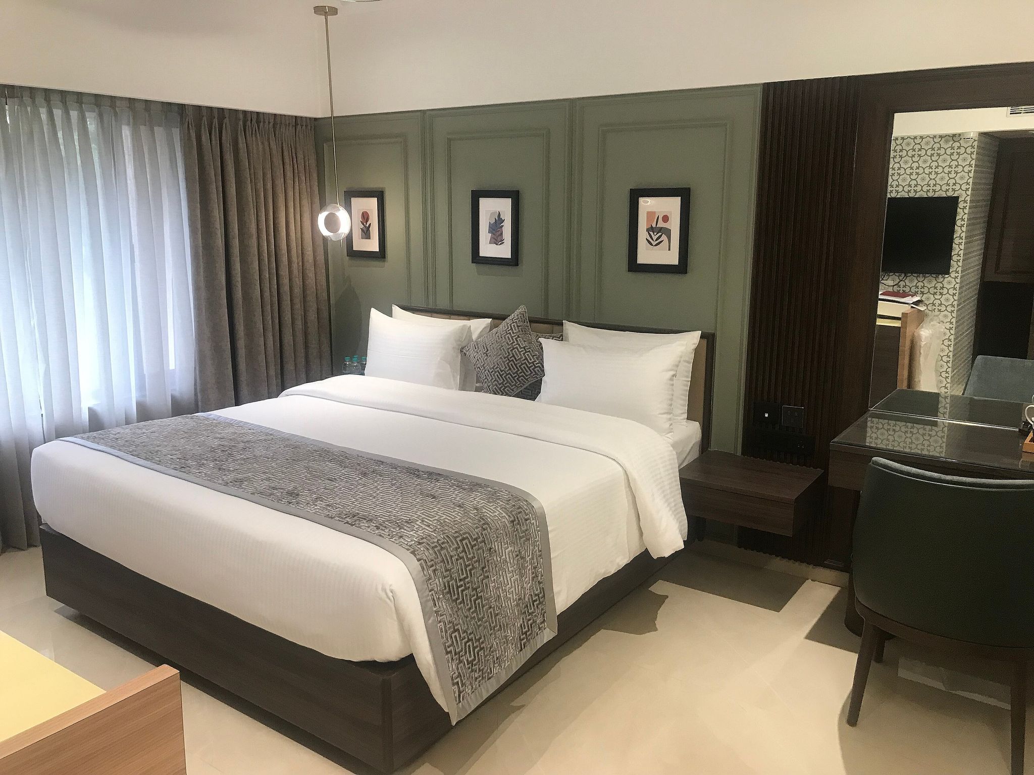 Tunga International Hotel Elegant Twin Room Joint Bed