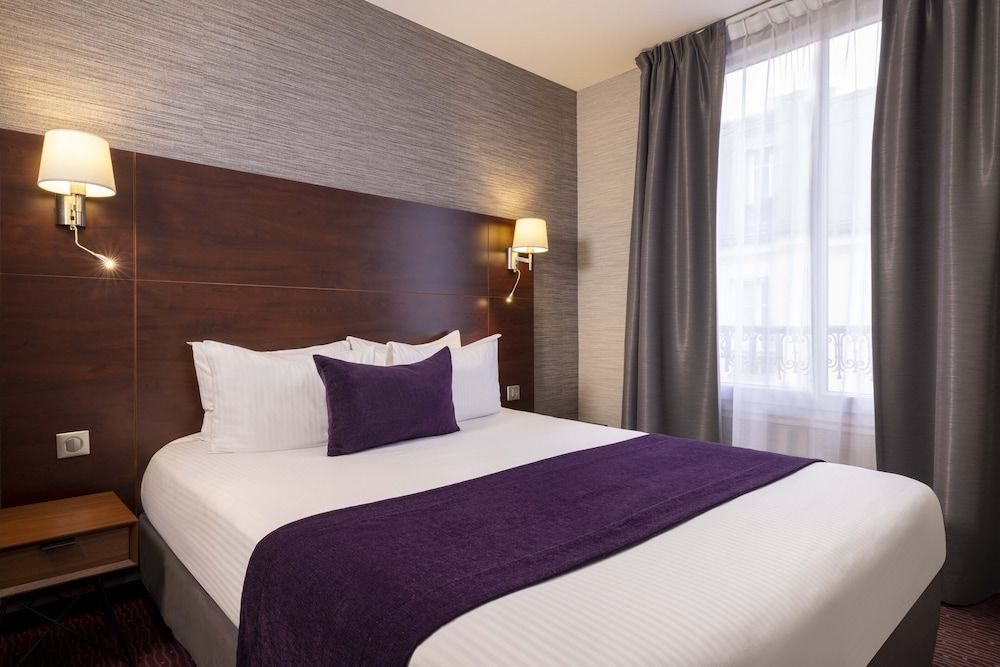 undefined Hotel L'Interlude 4