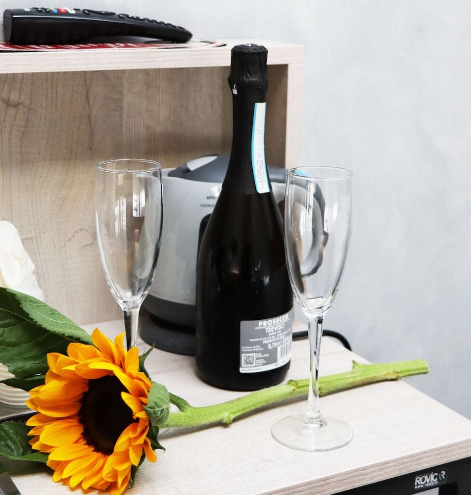 undefined Borgo Pio Suites Inn 8