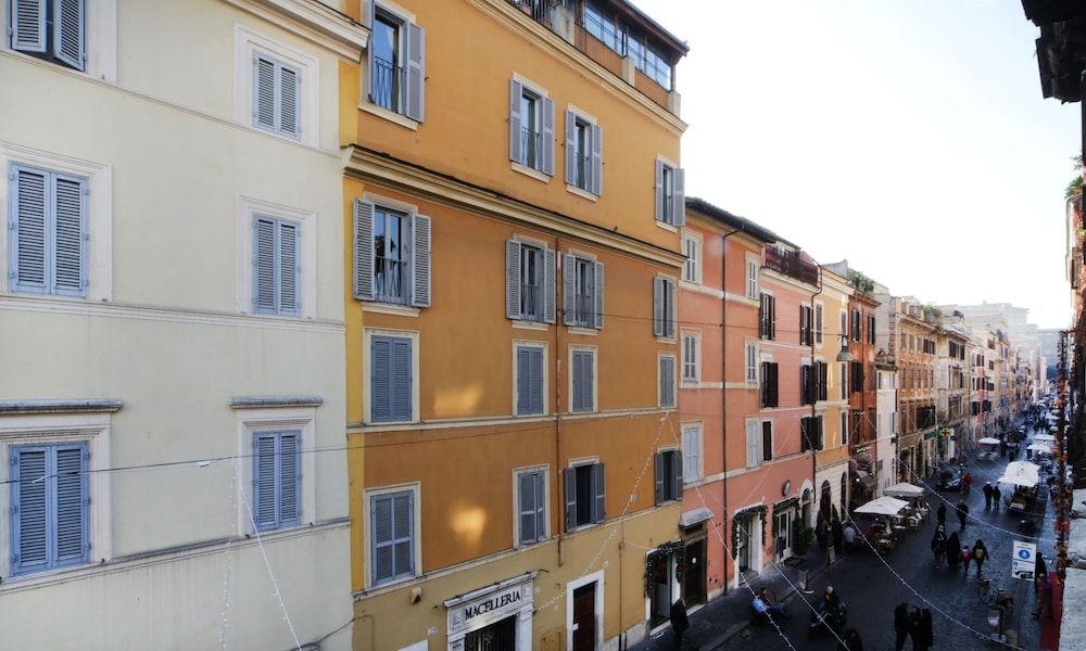 undefined Borgo Pio Suites Inn 6